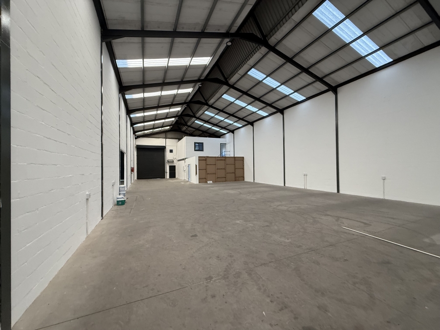 To Let commercial Property for Rent in Rivergate Western Cape